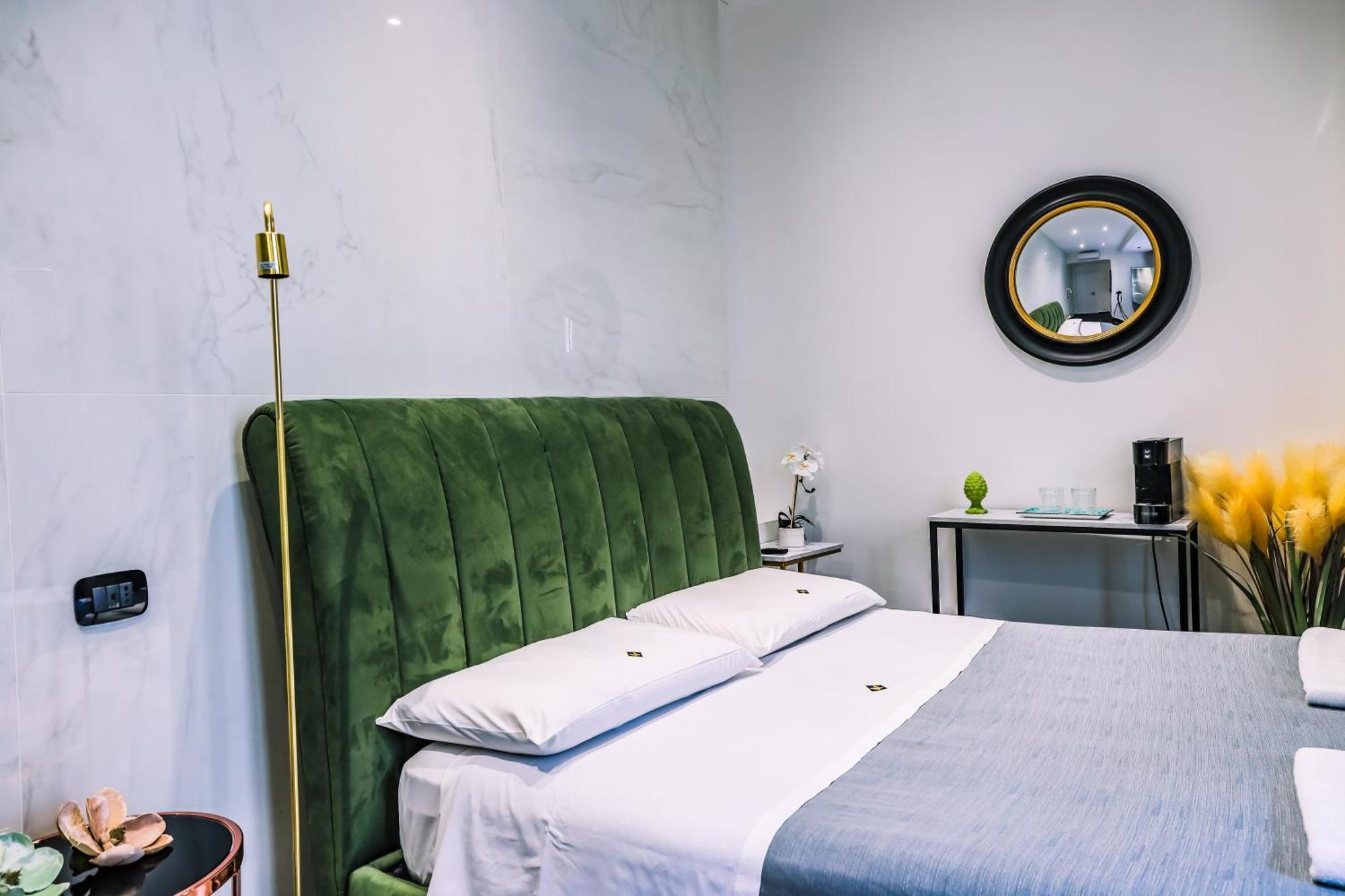 Marmur Luxury Room Lecce Exterior photo